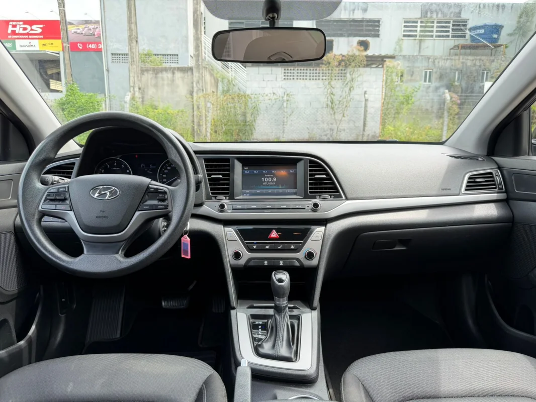 Elantra 2.0 automático 2018 - Imagem 5