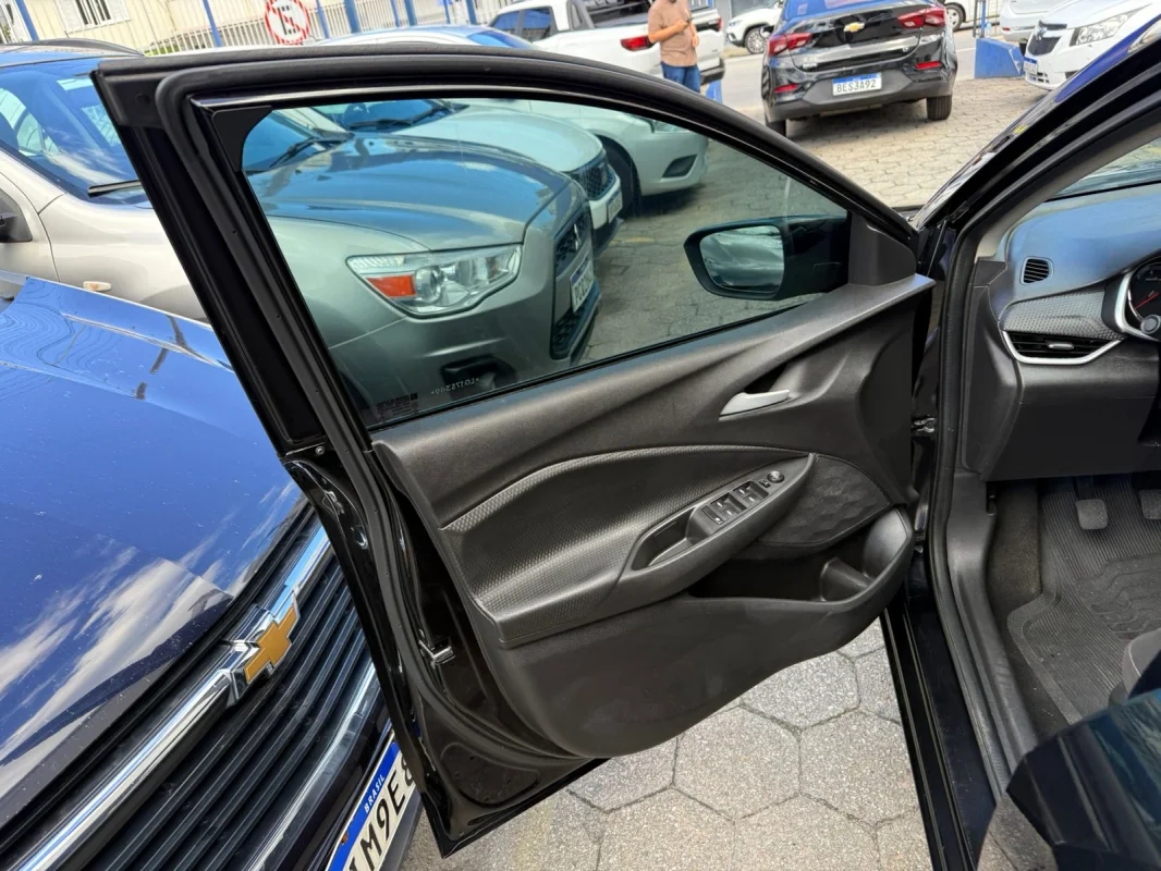 Onix LT 1.0 Mec. Completo 2020 - Imagem 15