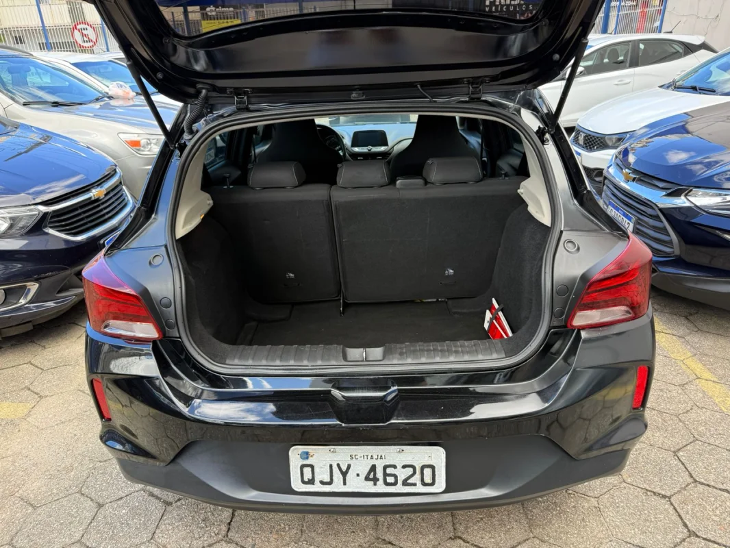 Onix LT 1.0 Mec. Completo 2020 - Imagem 11