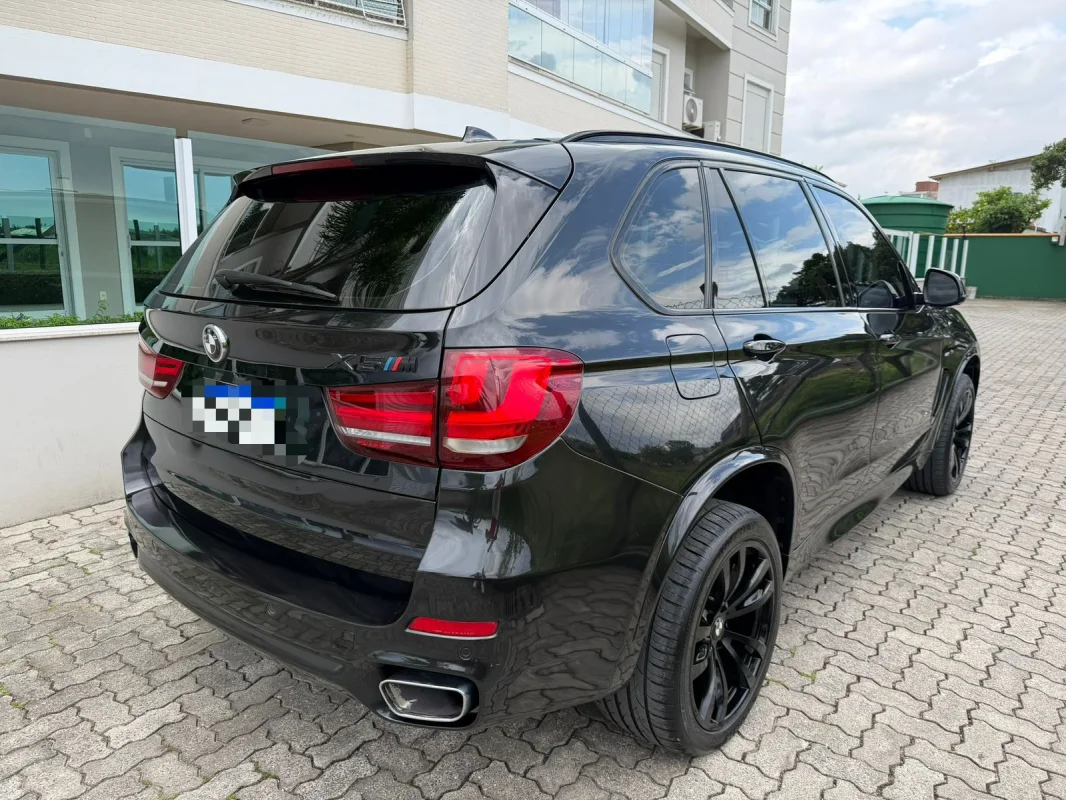 X5 50i MSport 2014 c/ Teto solar duplo - Imagem 3