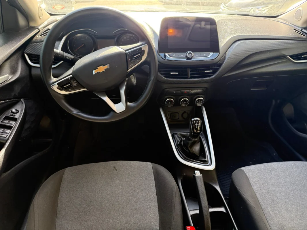 Onix Hatch LT 1.0 Mec. Completo 2021 - Imagem 7