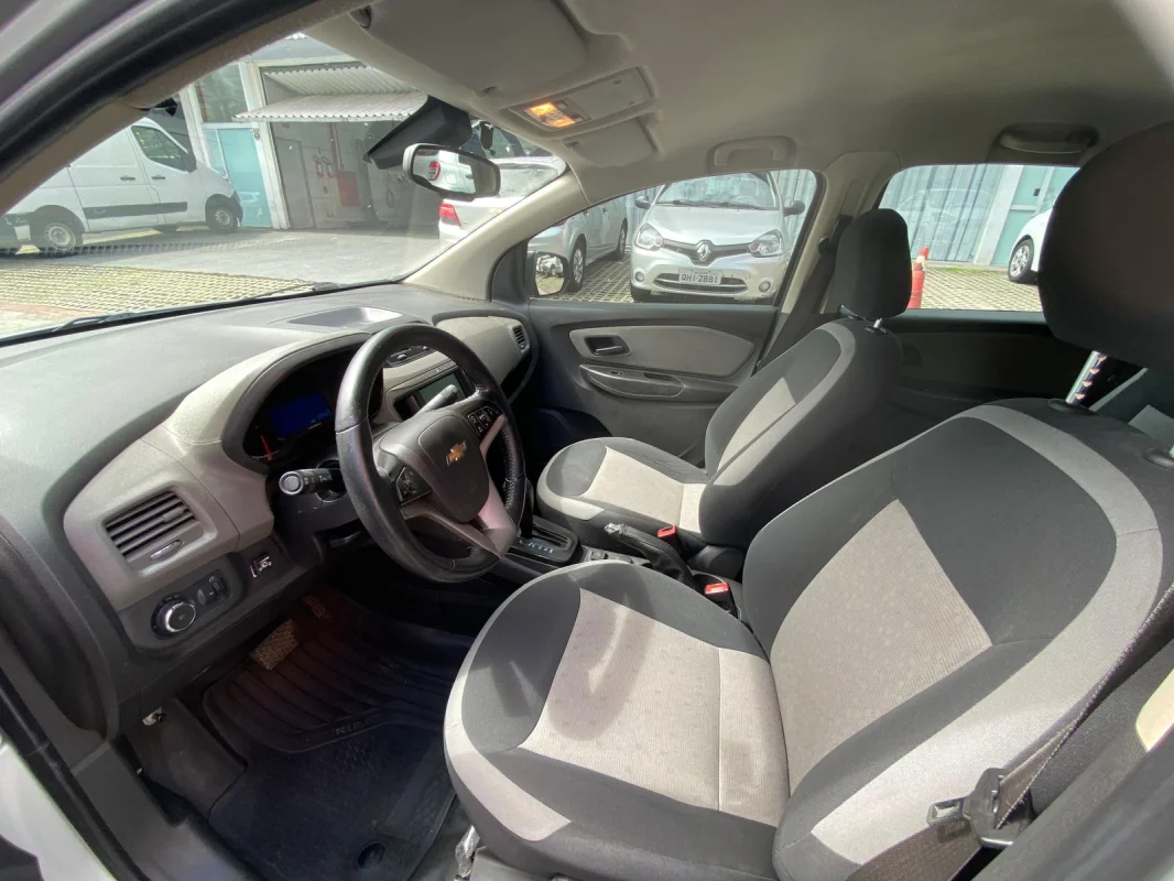 SPIN ADVANTAGE 1.8 completa AUTOMÁTICA GNV 5L 2018 - Imagem 9