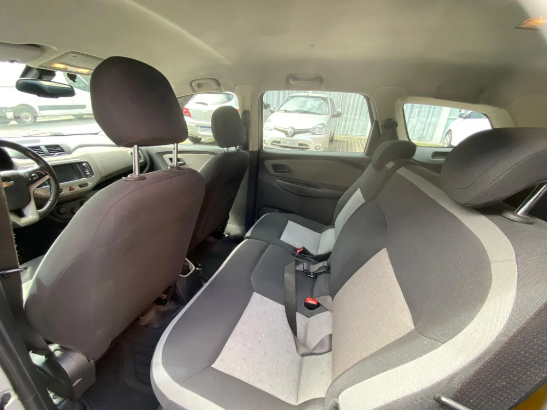 SPIN ADVANTAGE 1.8 completa AUTOMÁTICA GNV 5L 2018 - Imagem 8