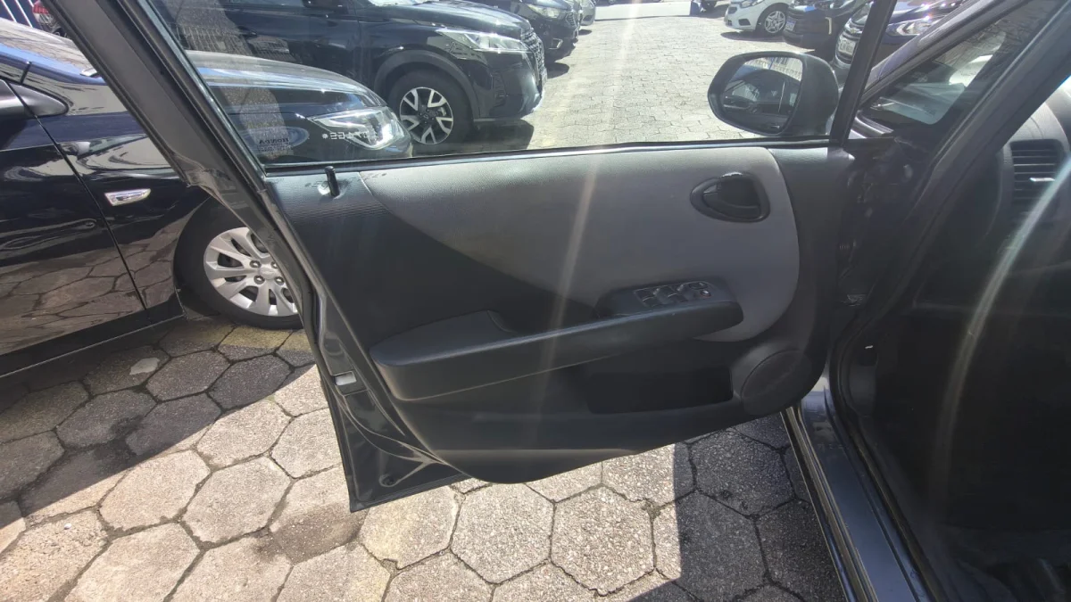 FIT LX 1.4 COMPLETO MEC 2007 - Imagem 14