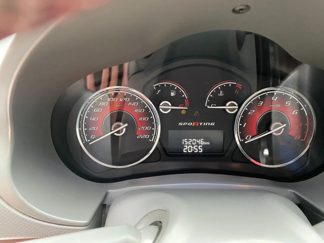 Palio Sporting 1.6 completo DUALOGIC 2013 - Imagem 10