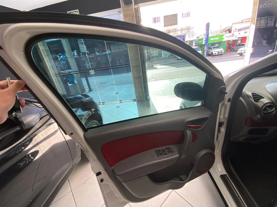 Palio Sporting 1.6 completo DUALOGIC 2013 - Imagem 12