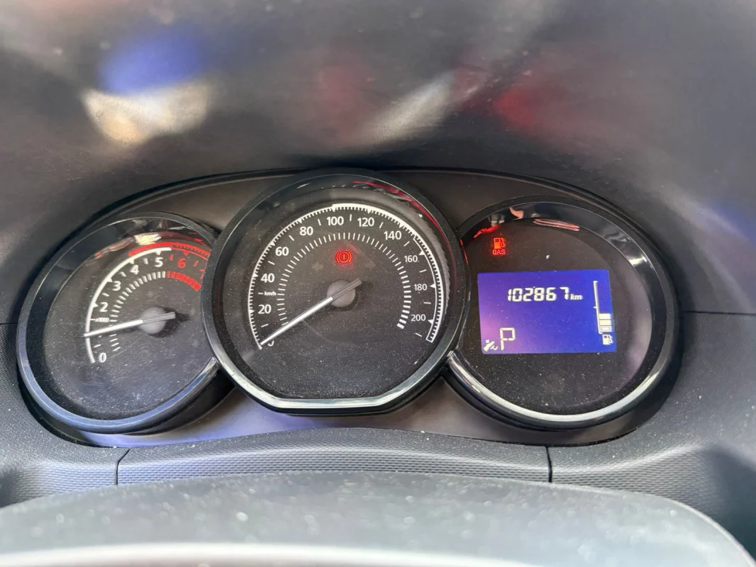 Duster Expression 1.6 Aut 2019 - Imagem 11