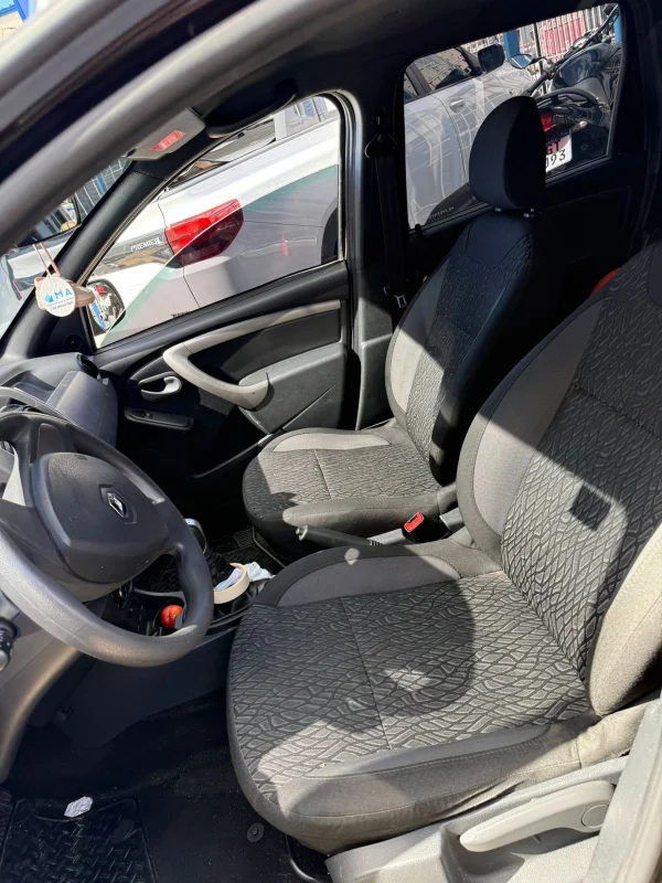 Duster Expression 1.6 Aut 2019 - Imagem 9