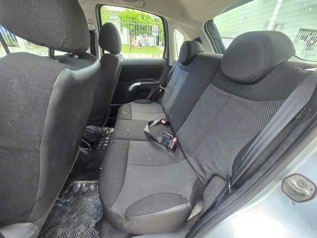 C3 Exclusive 1.6 Aut. Completo 2011 - Imagem 8