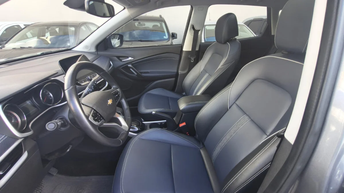 TRACKER Premier 1.2 Turbo 12V Flex Automática com TETO 2023 - Imagem 9