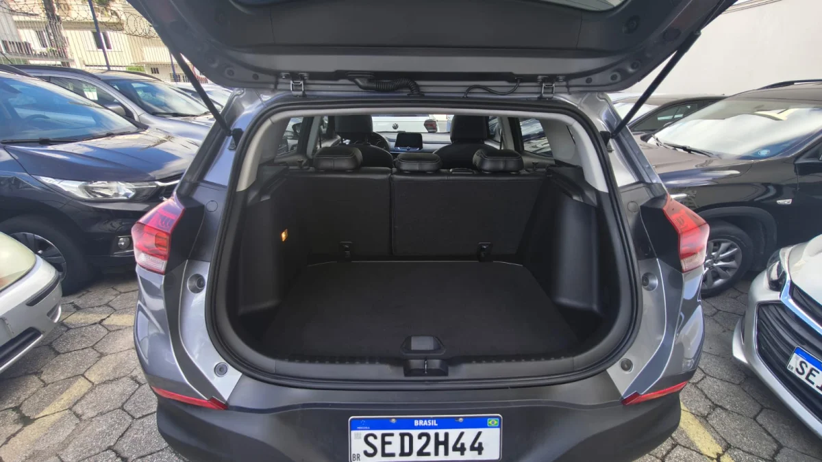 TRACKER Premier 1.2 Turbo 12V Flex Automática com TETO 2023 - Imagem 11