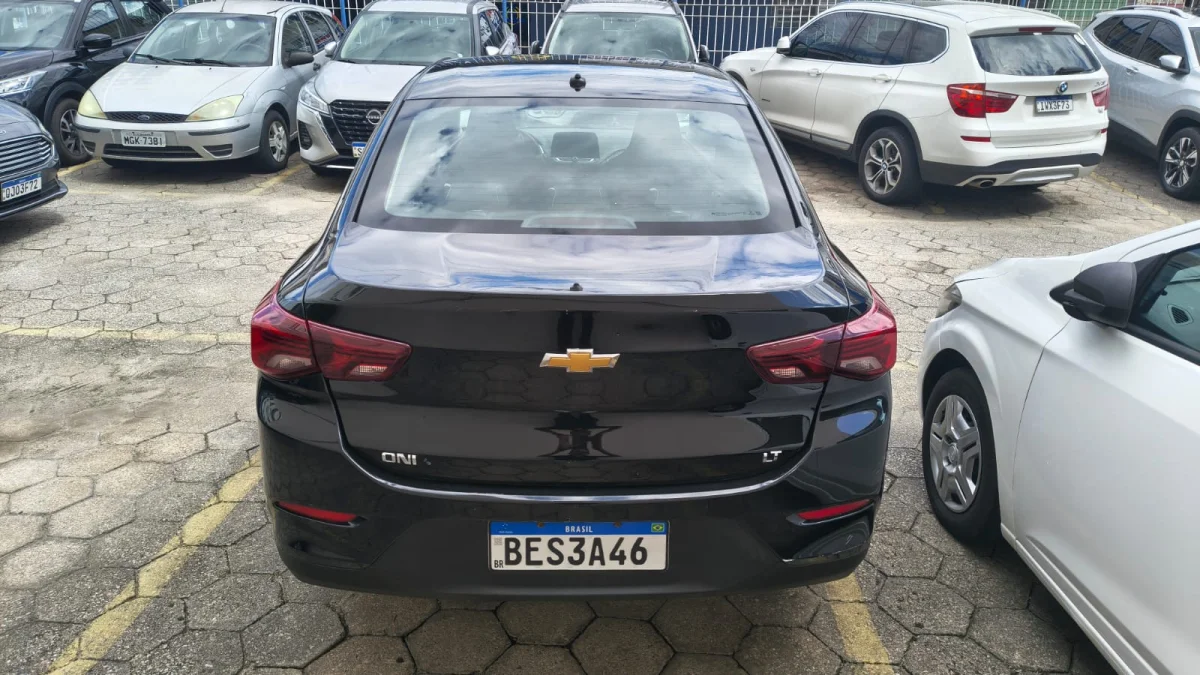 Onix Sedan LT 1.0 Mec. Completo 2021 - Imagem 4