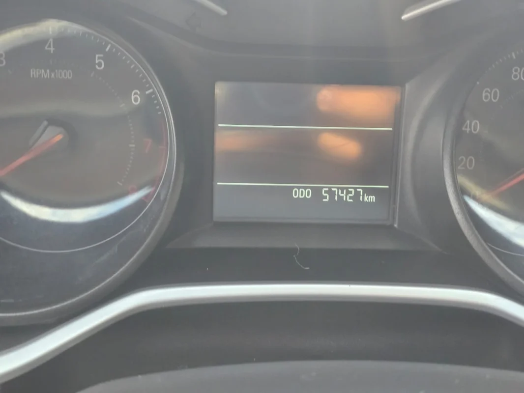 Onix Hatch LT2 1.0 Completo 2023 - Imagem 11