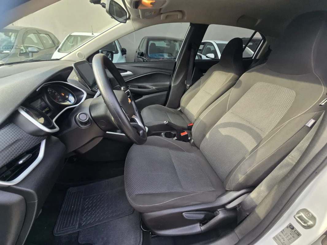 Onix Hatch LT2 1.0 Completo 2023 - Imagem 10