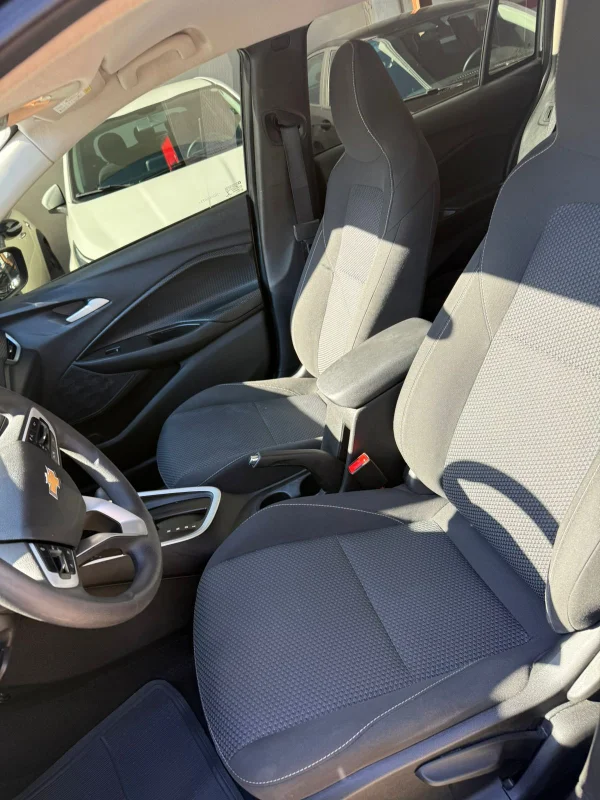 ONIX HATCH 1.0 12V Flex 5p Mec 2024 - Imagem 9