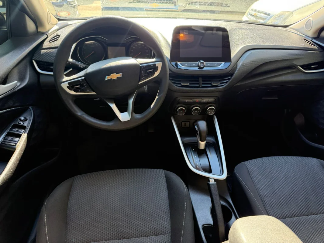 ONIX HATCH 1.0 12V Flex 5p Mec 2024 - Imagem 7