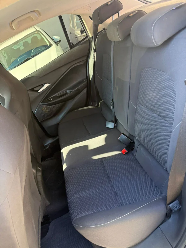 ONIX HATCH 1.0 12V Flex 5p Mec 2024 - Imagem 8