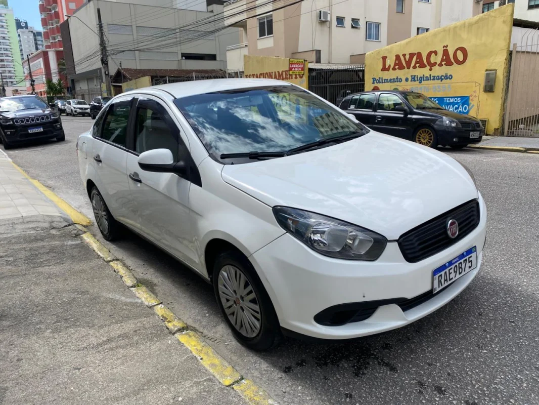 Grand Siena 1.4 Attractive completo manual GNV 2020