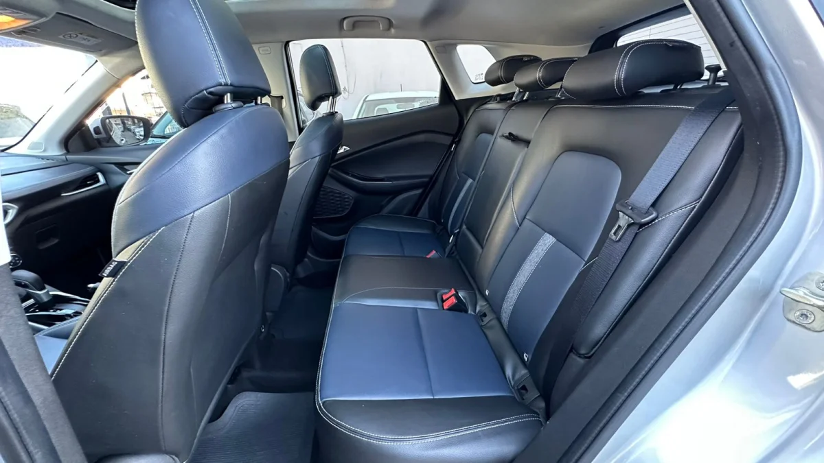 TRACKER Premier 1.2 Turbo 12V Flex Automática com TETO 2023 - Imagem 8