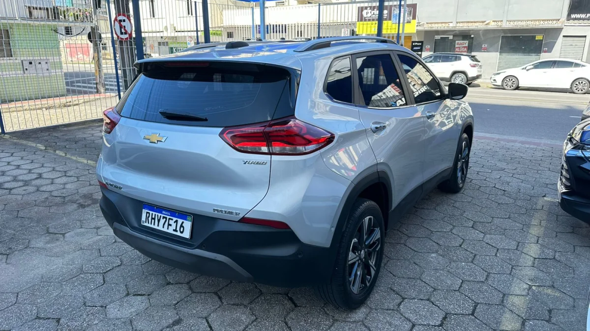 TRACKER Premier 1.2 Turbo 12V Flex Automática com TETO 2023 - Imagem 5