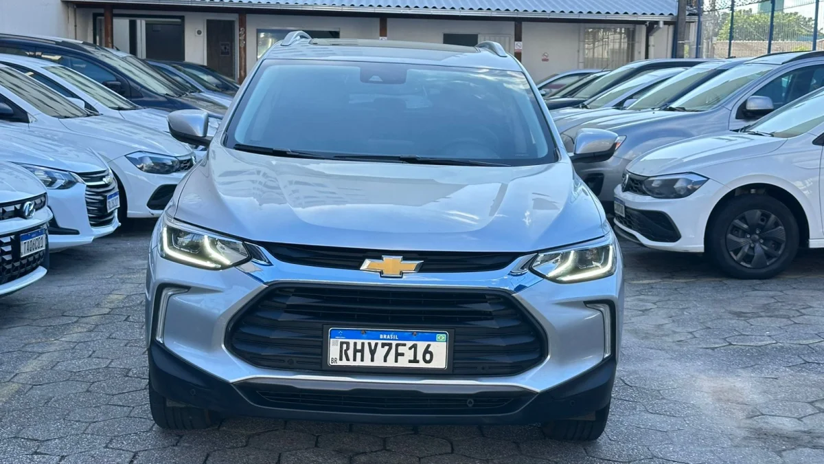 TRACKER Premier 1.2 Turbo 12V Flex Automática com TETO 2023 - Imagem 2