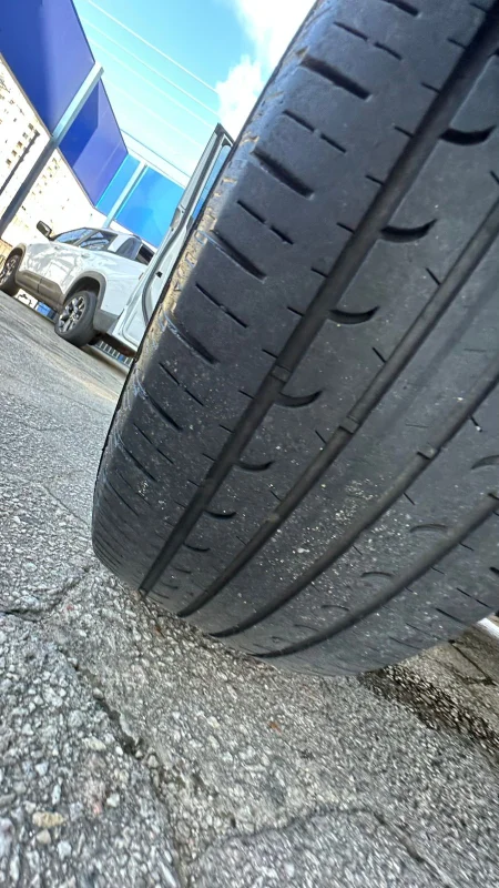 TRACKER Premier 1.2 Turbo 12V Flex Automática com TETO 2023 - Imagem 17