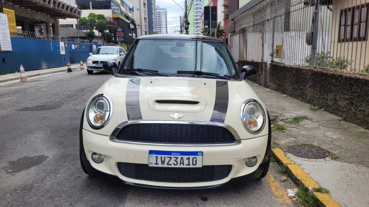 Mini Cooper S 1.6 Completo Automático C/ Teto Solar Duplo 2011 - Imagem 2