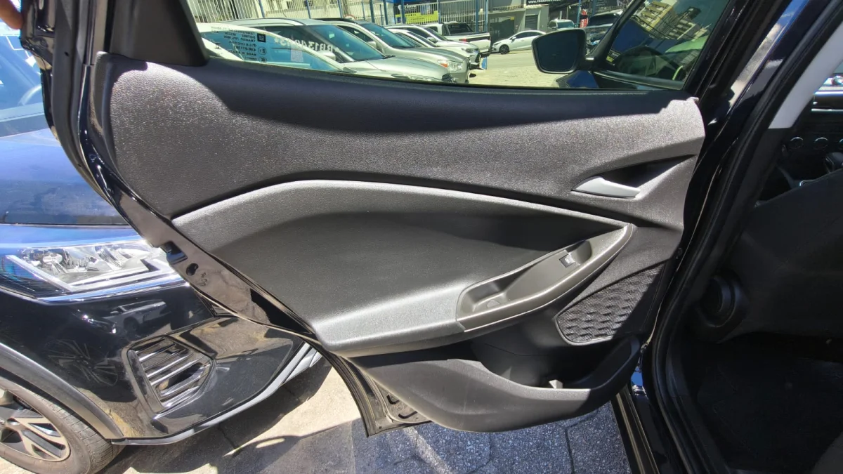 TRACKER 1.0 Turbo 12V Flex Automática 2024 - Imagem 11