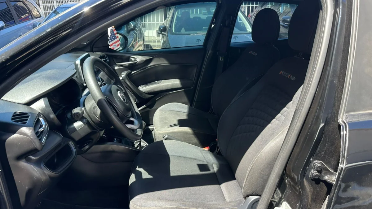 ARGO TREKKING 1.3 8V Flex 2020 - Imagem 9