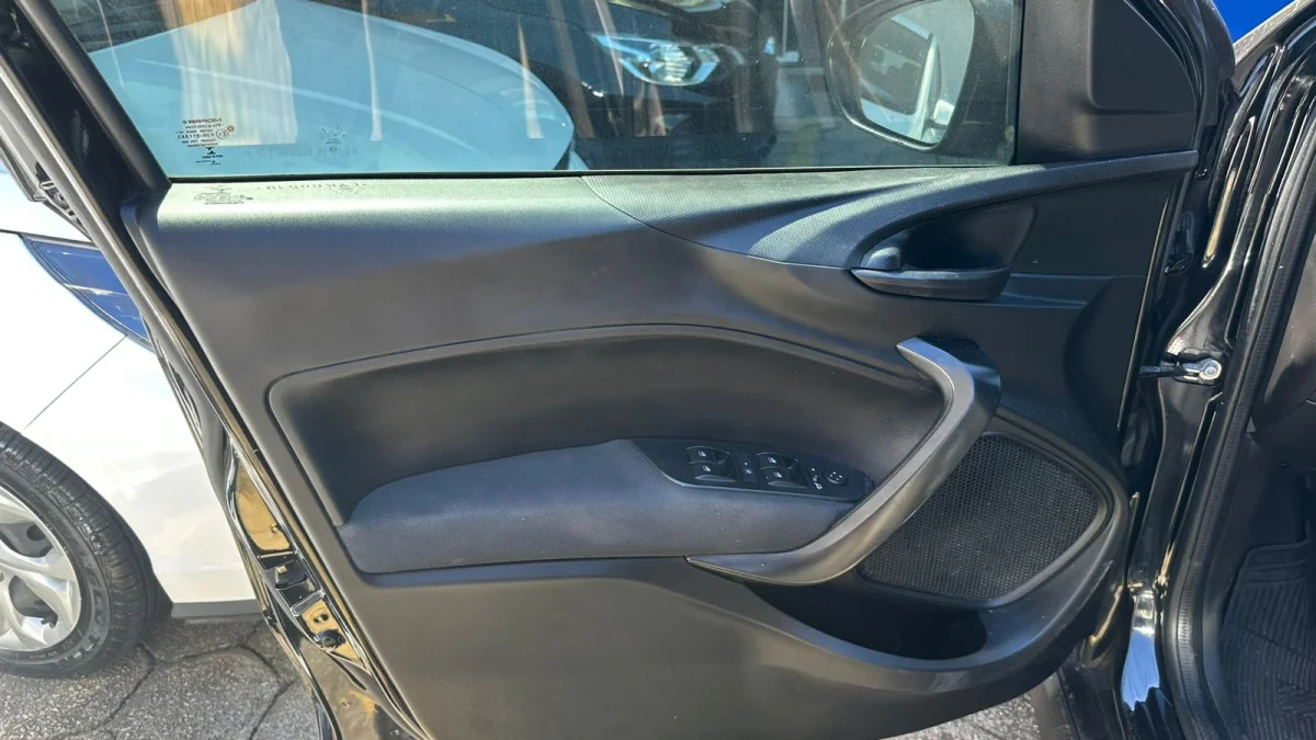 ARGO TREKKING 1.3 8V Flex 2020 - Imagem 16