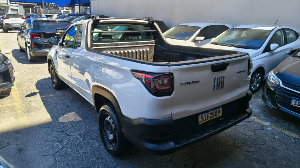 Strada endurece 1.4 FLEX cs Pluss 2023 - Imagem 5