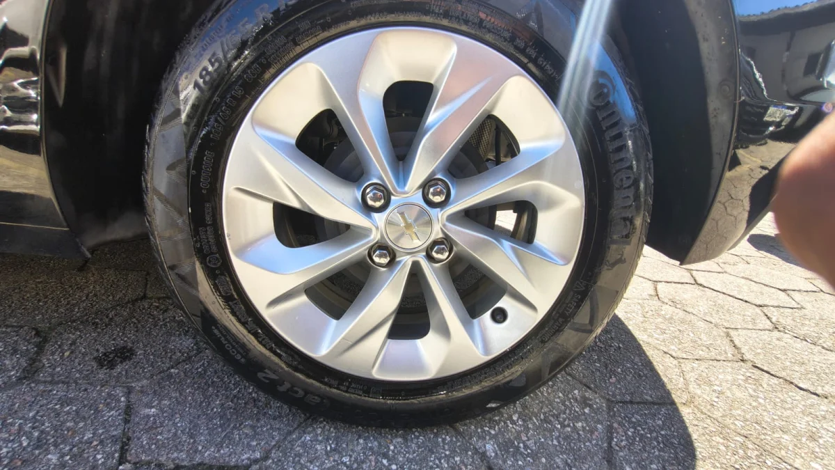 ONIX HATCH LT 1.0 12V flex 2023 - Imagem 12