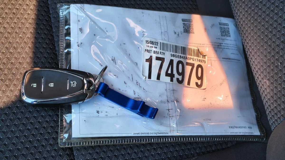 ONIX HATCH LT 1.0 12V flex 2023 - Imagem 13