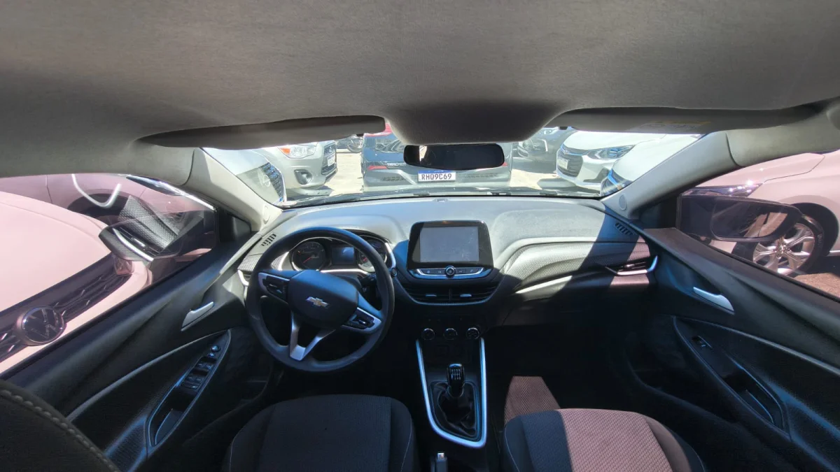 ONIX HATCH LT 1.0 12V flex 2023 - Imagem 17