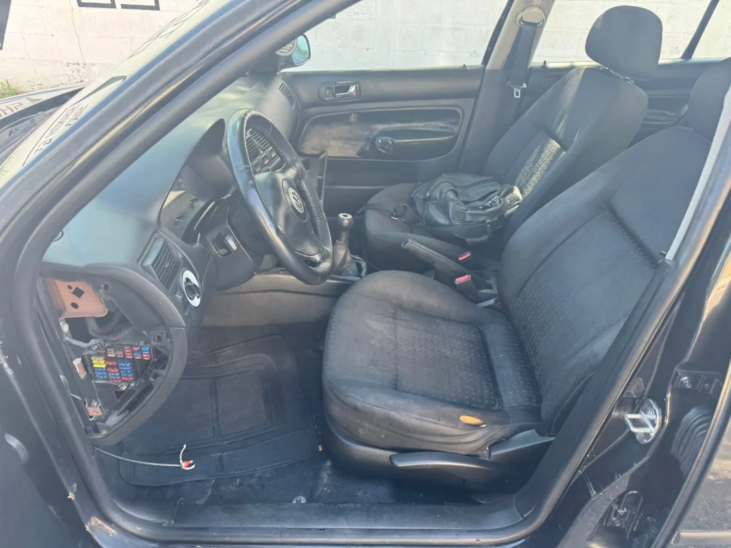 Golf 1.6 2001 Completo  - Imagem 7