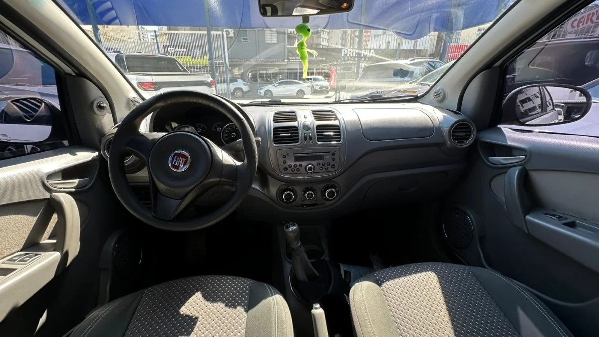 Grand Siena ESSENCE 1.6 Flex 16V 2015 - Imagem 2