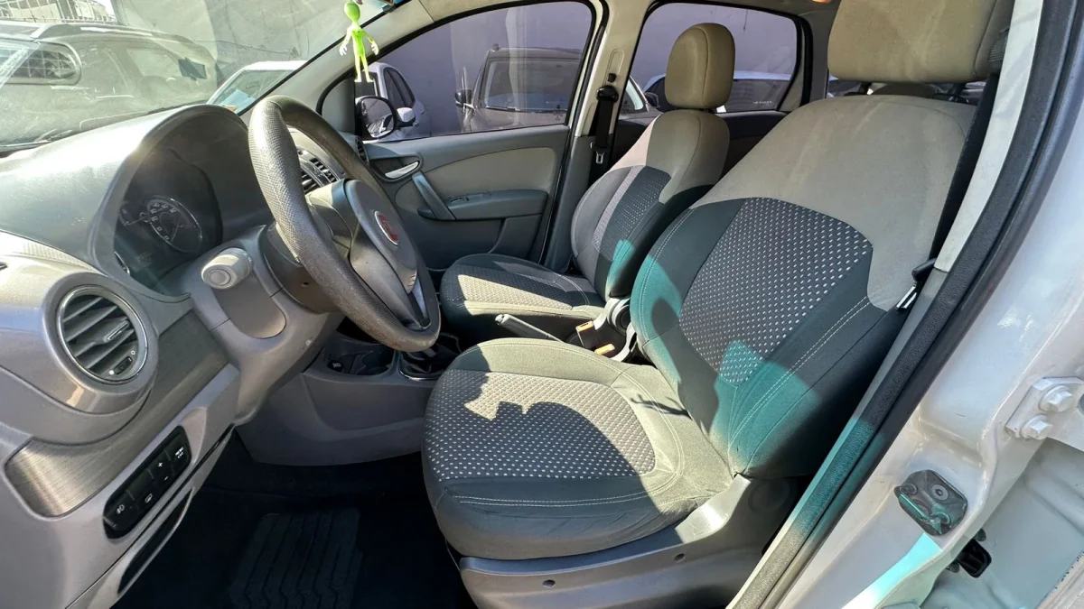 Grand Siena ESSENCE 1.6 Flex 16V 2015 - Imagem 3