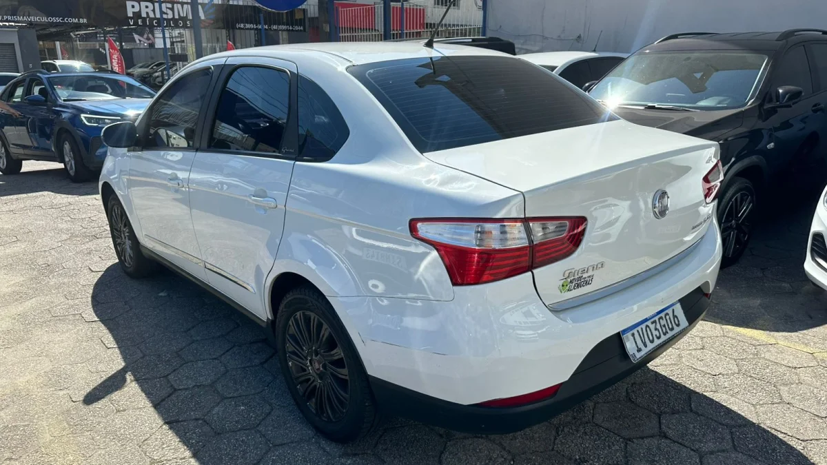 Grand Siena ESSENCE 1.6 Flex 16V 2015 - Imagem 5