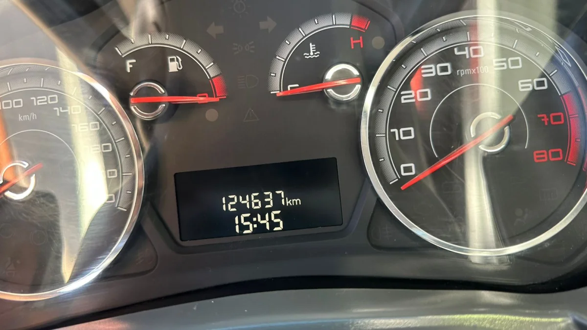 Grand Siena ESSENCE 1.6 Flex 16V 2015 - Imagem 13