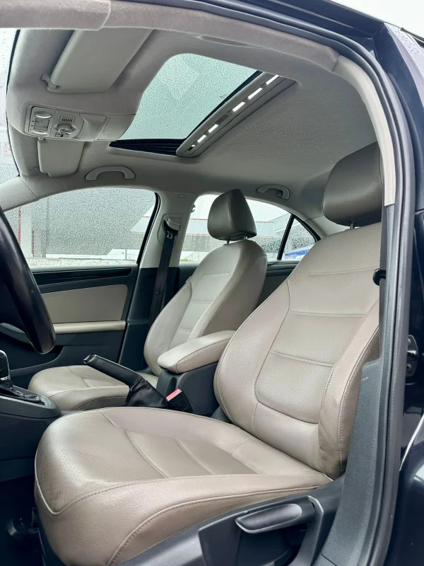 Jetta Comfortline Aut. 2.0 8V 2014 - Imagem 4