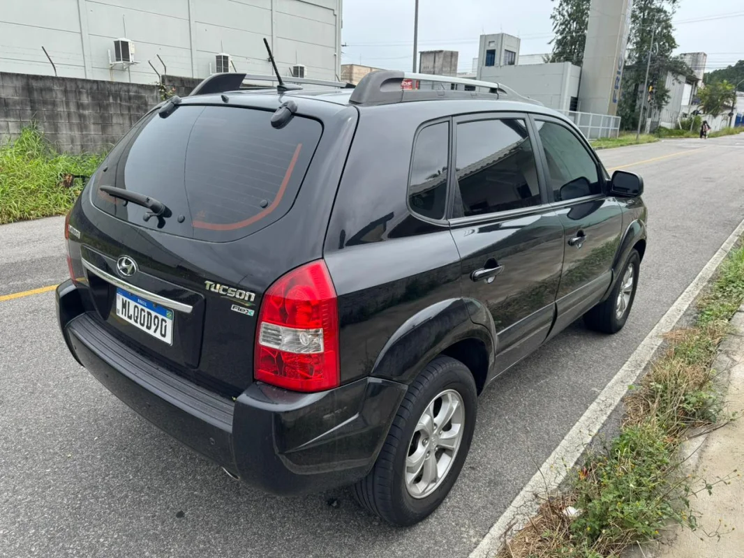 Tucson GLS 2.0 Automática 2014 - Imagem 2