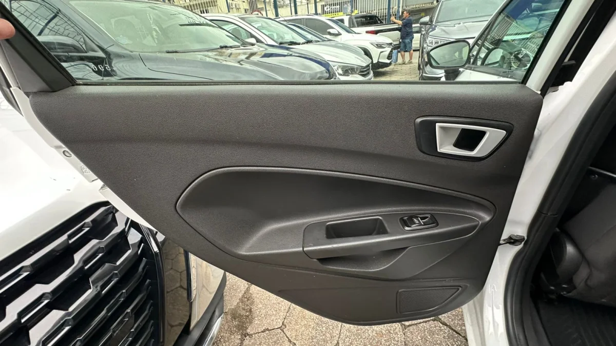 Fiesta SE Plus Direct 1.6 16V Flex Automático 2017 - Imagem 10