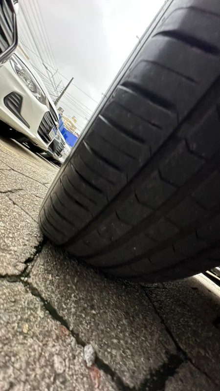 Tracker Premier 1.2 Turbo Aut com Teto solar 2024 - Imagem 14