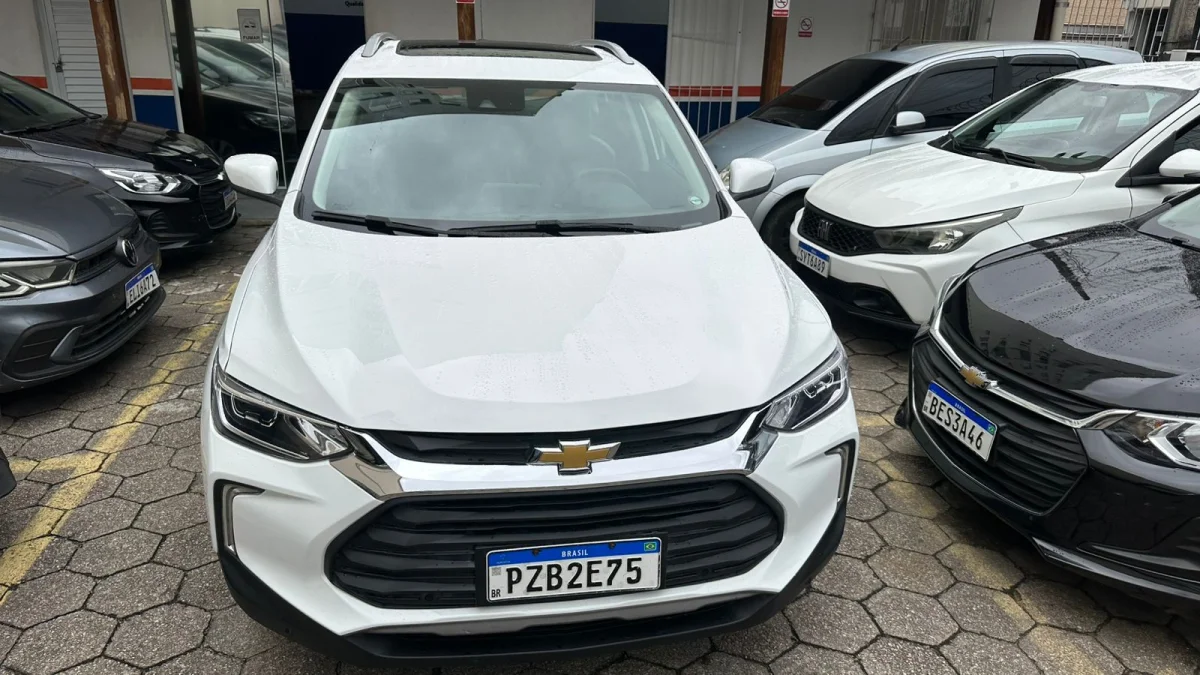 Tracker Premier 1.2 Turbo Aut com Teto solar 2024 - Imagem 2