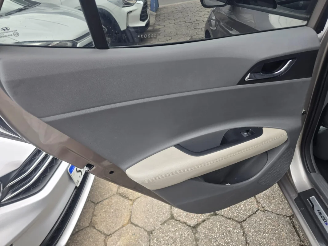 HB20s 1.0 Turbo Aut. Completo 2022 - Imagem 9