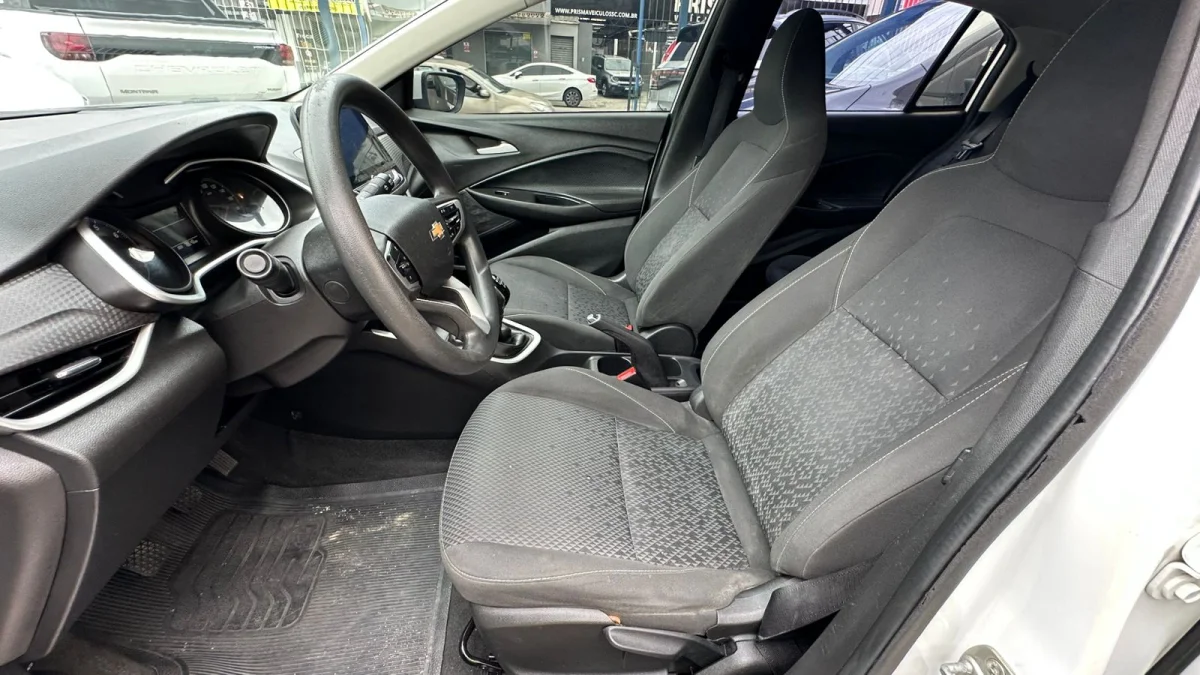 ONIX HATCH LT 1.0 12V Flex 5p Mecânica 2021 - Imagem 9