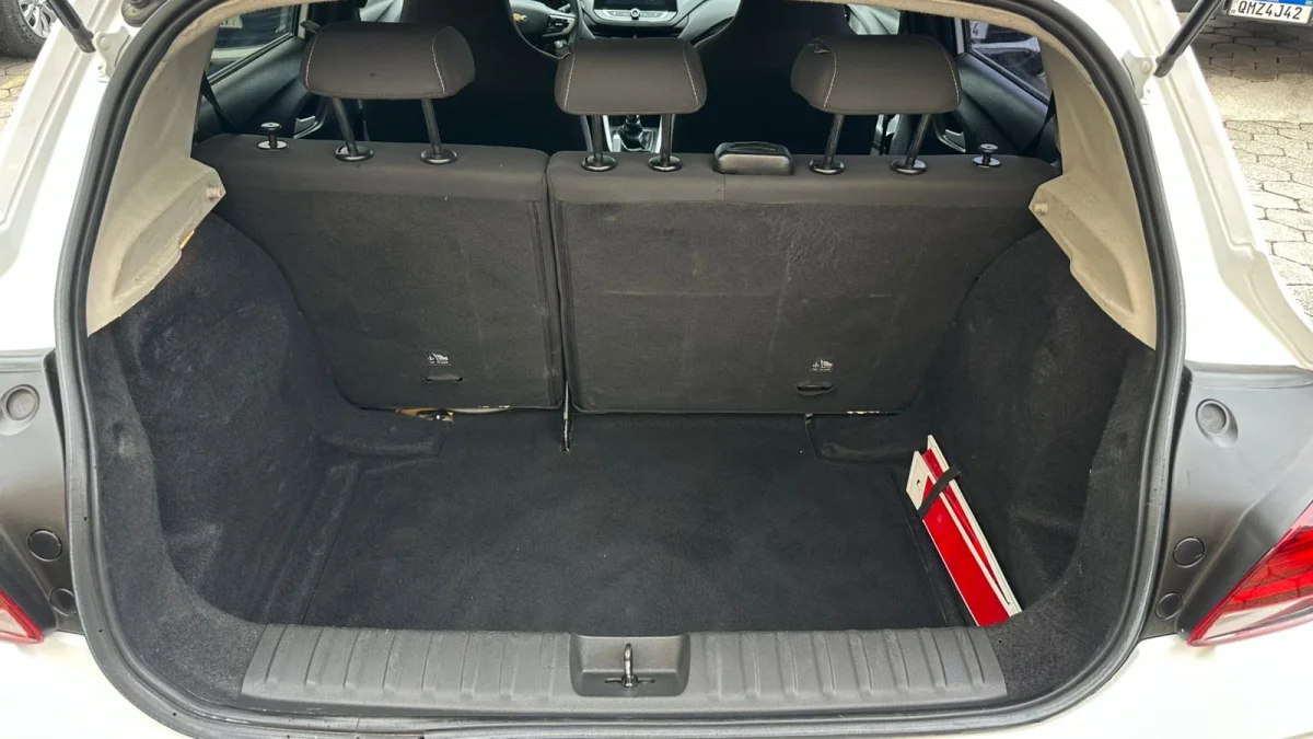 ONIX HATCH LT 1.0 12V Flex 5p Mecânica 2021 - Imagem 11
