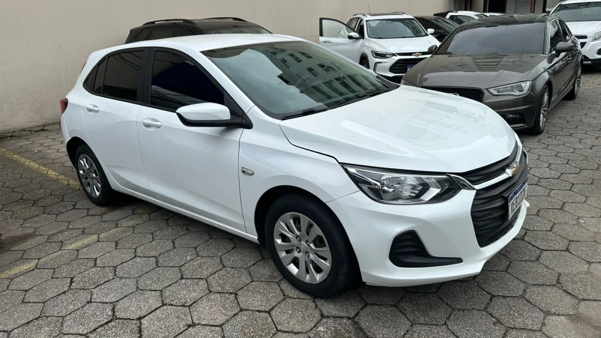 ONIX HATCH LT 1.0 12V Flex 5p Mecânica 2021