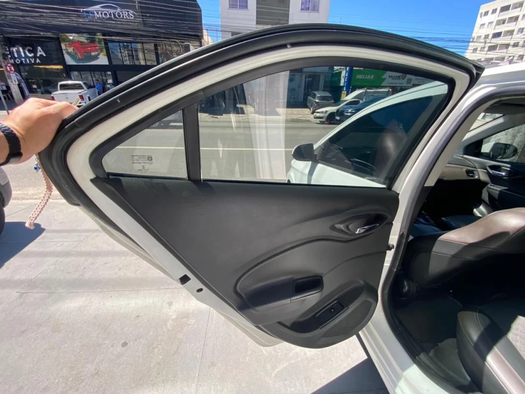 Prisma LTZ 1.4 completo AUTOMÁTICO 2018 - Imagem 14