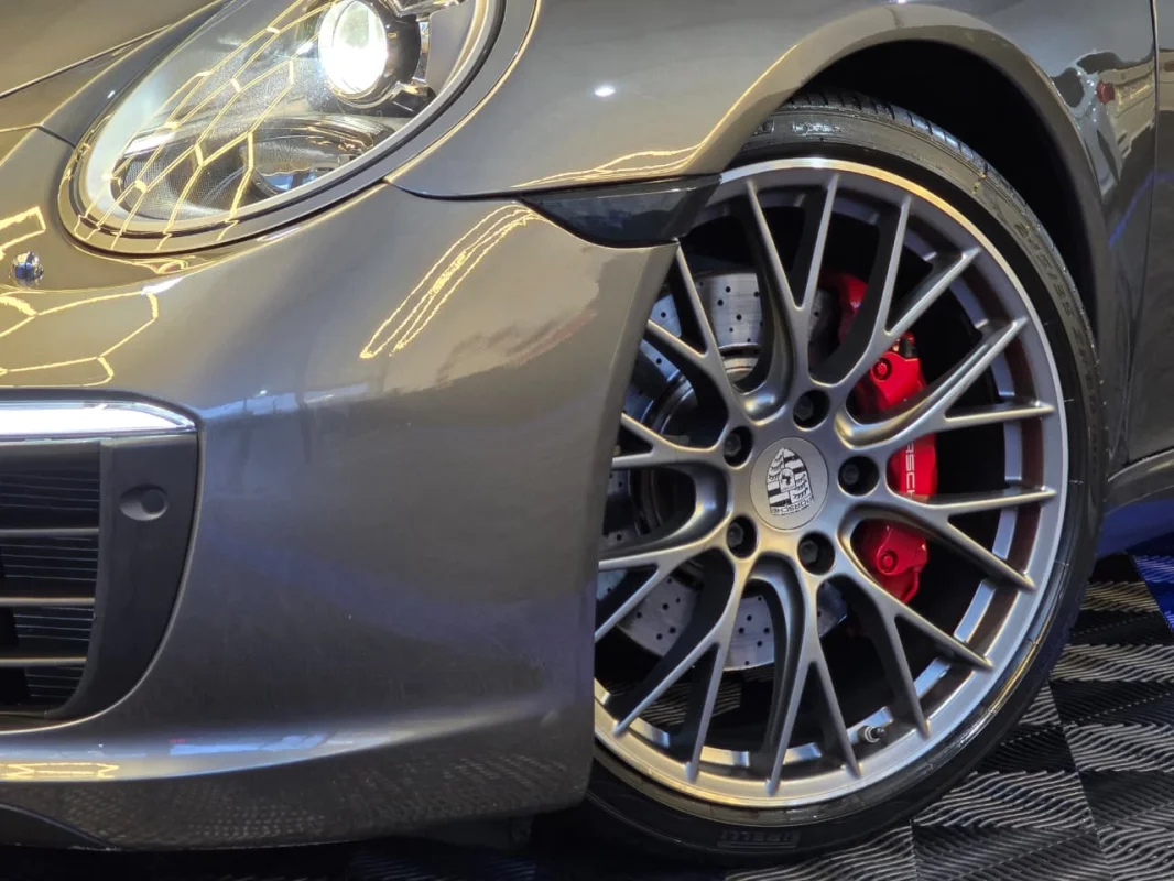 Porsche 911 Carrera S 2018 - Imagem 11